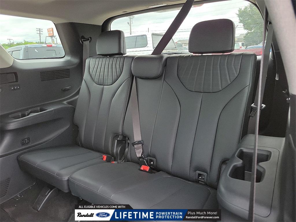 used 2024 Hyundai Palisade car, priced at $35,749