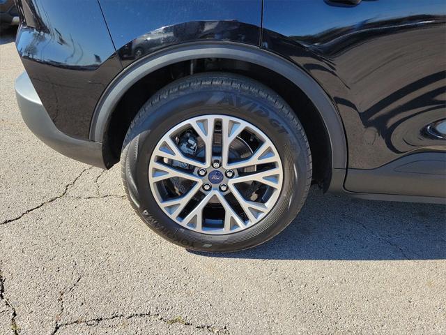 used 2022 Ford Escape car, priced at $22,681