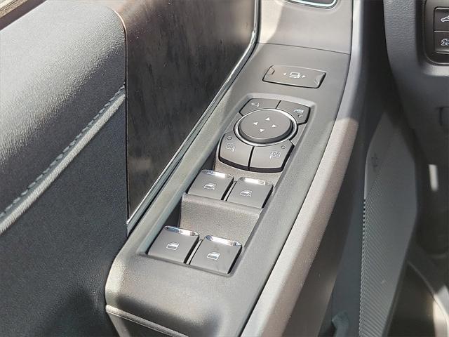 new 2025 Ford F-250 car, priced at $90,419
