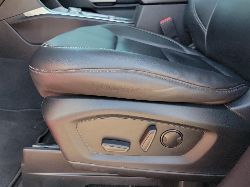 used 2022 Ford Explorer car, priced at $27,135