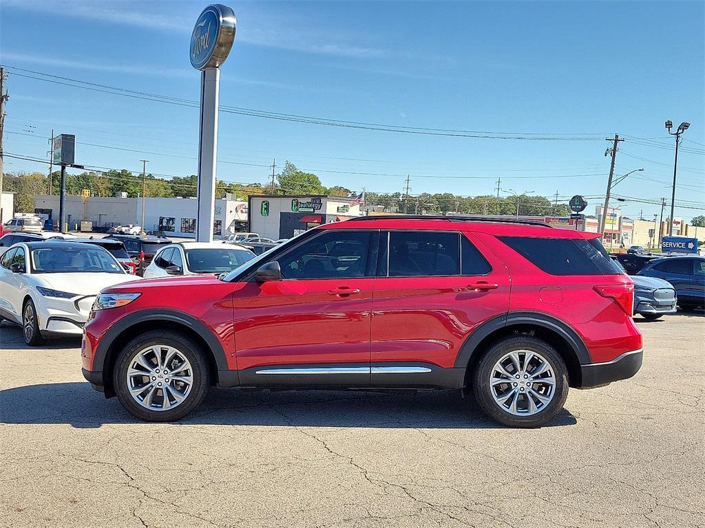 used 2022 Ford Explorer car, priced at $27,135