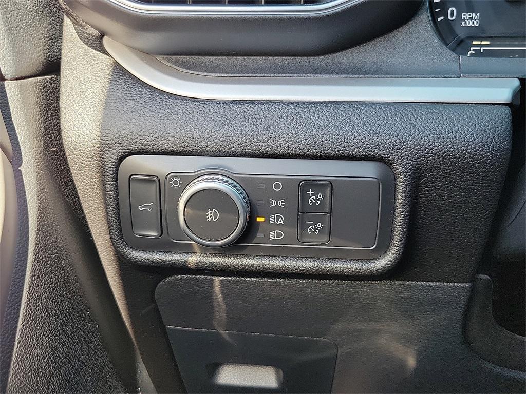used 2022 Ford Explorer car, priced at $27,135
