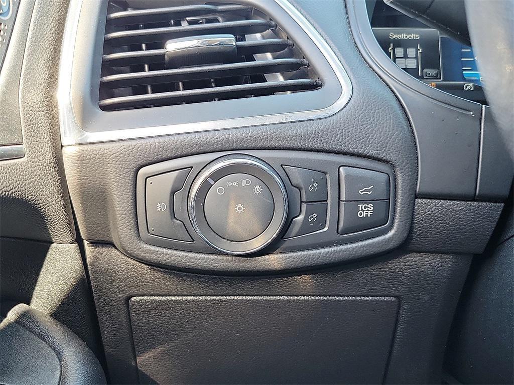 used 2022 Ford Edge car, priced at $23,996