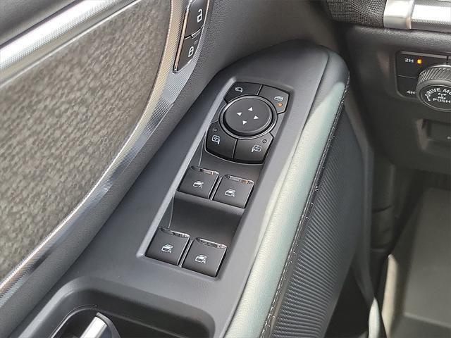 new 2025 Ford Expedition car, priced at $82,520
