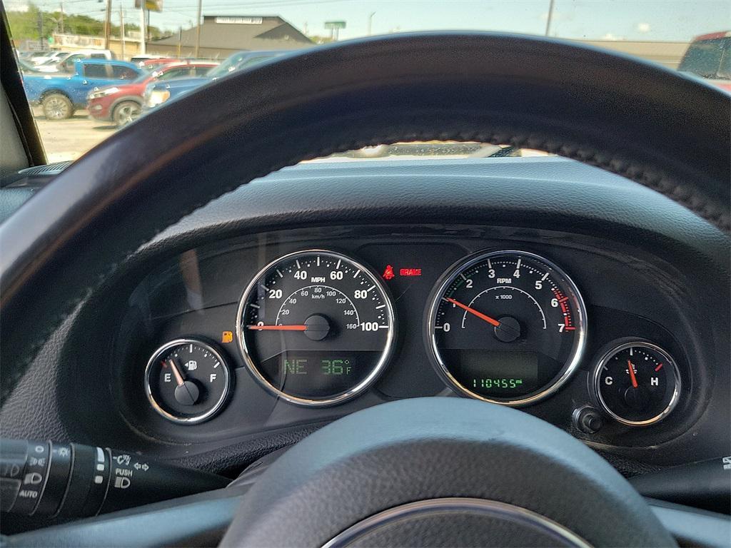 used 2015 Jeep Wrangler Unlimited car, priced at $18,511