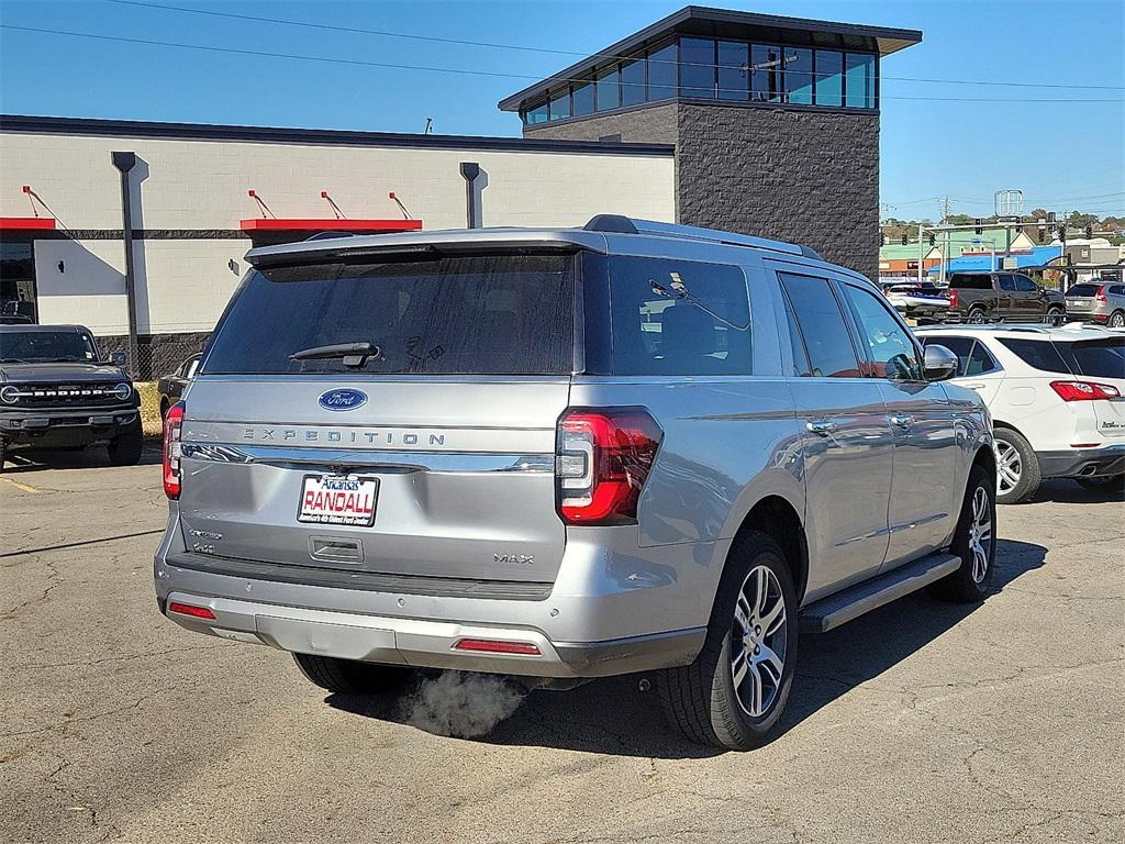 used 2024 Ford Expedition car, priced at $46,742