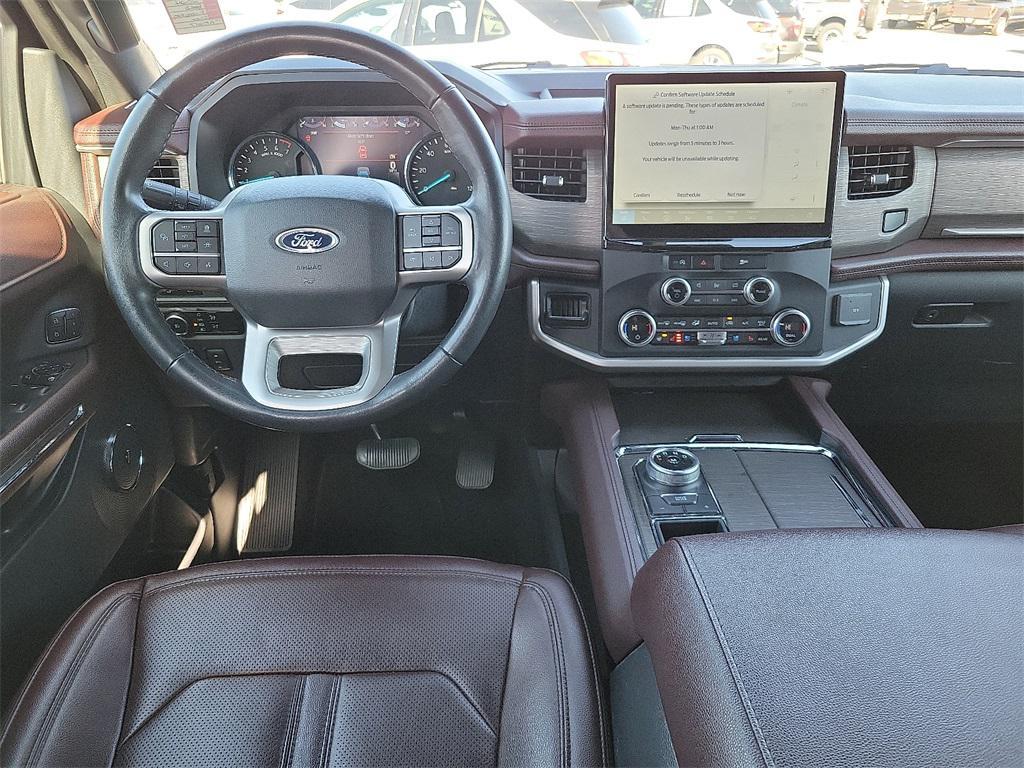 used 2024 Ford Expedition car, priced at $46,742