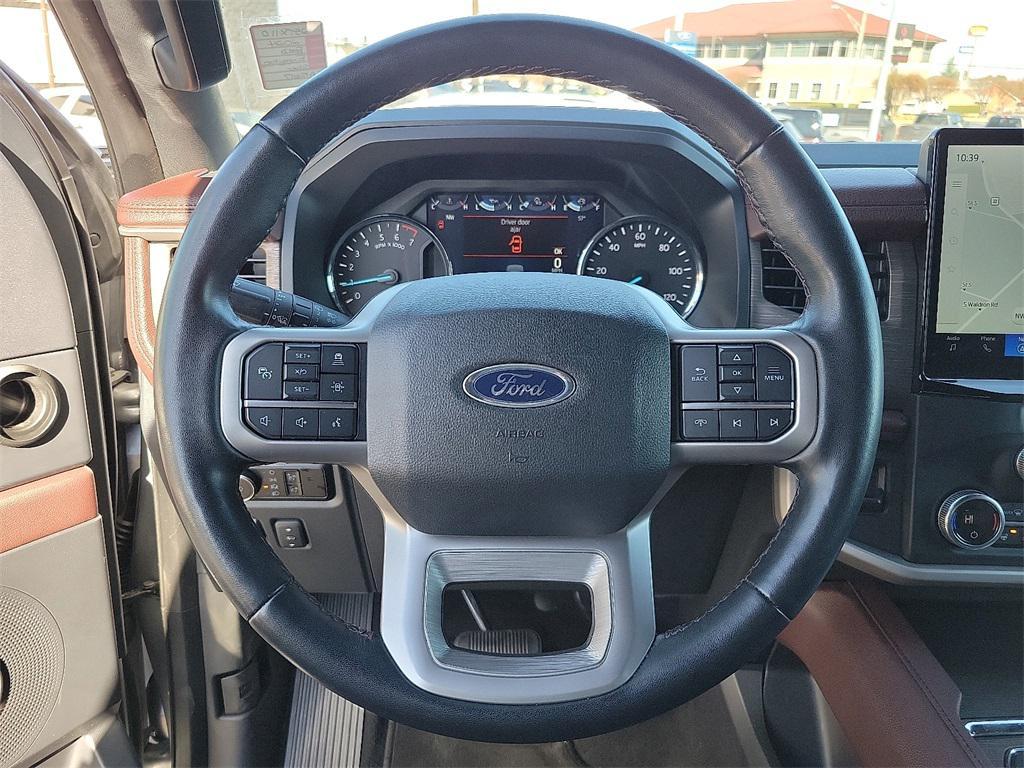 used 2024 Ford Expedition car, priced at $46,742