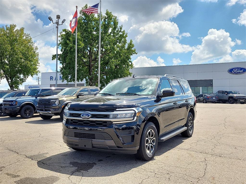 used 2024 Ford Expedition car, priced at $40,804
