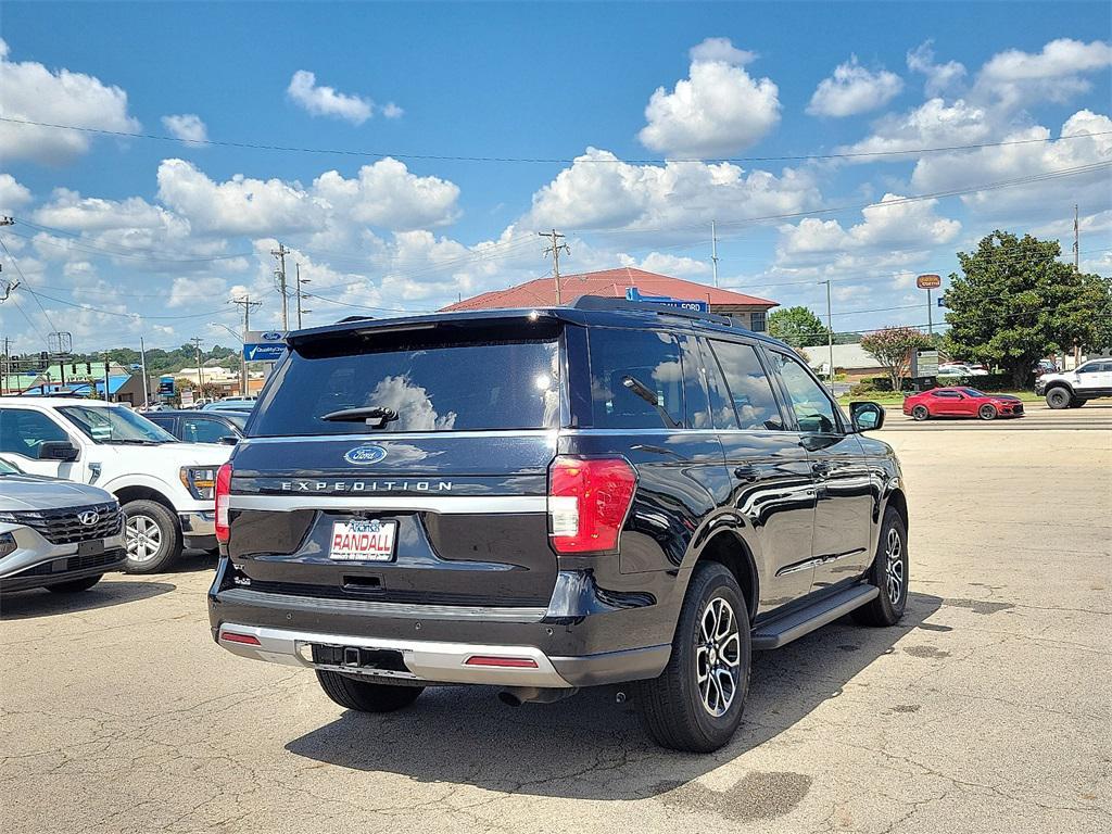 used 2024 Ford Expedition car, priced at $40,804