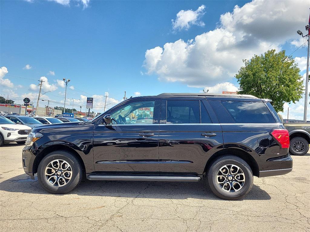 used 2024 Ford Expedition car, priced at $40,804