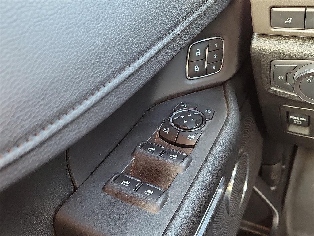 used 2020 Ford Expedition car, priced at $27,049