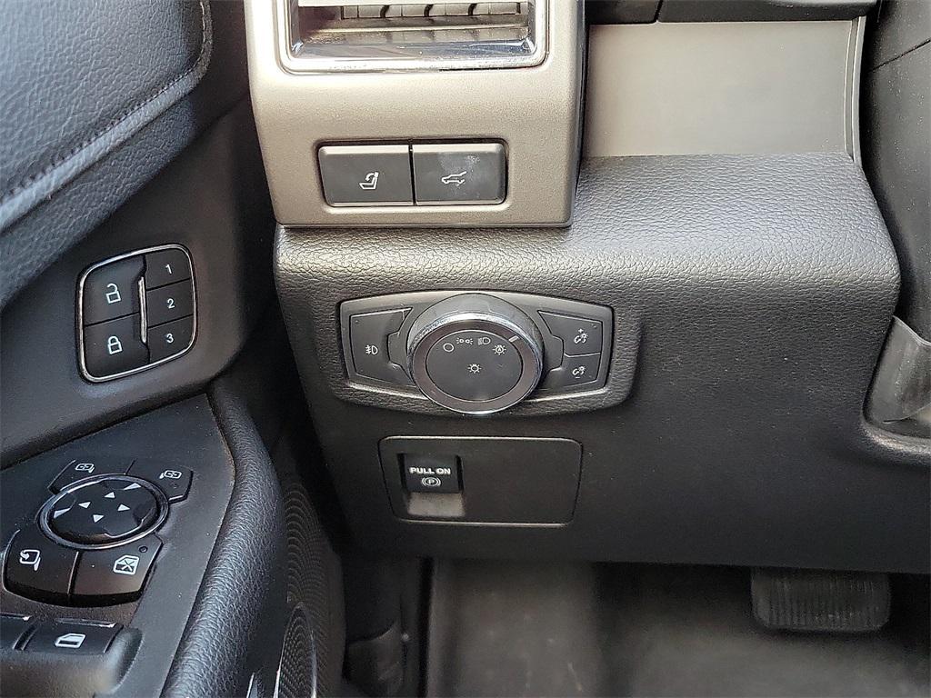 used 2020 Ford Expedition car, priced at $27,049