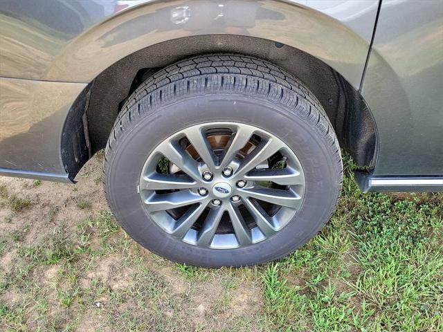 used 2021 Ford Expedition car, priced at $26,071
