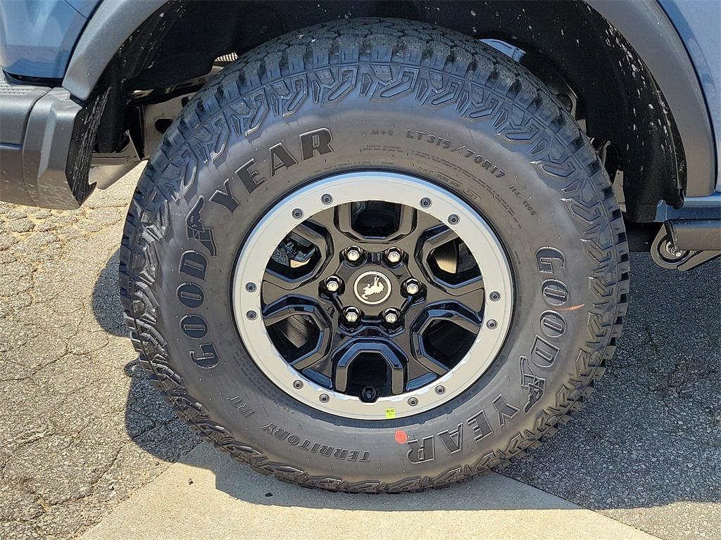 new 2025 Ford Bronco car, priced at $61,380