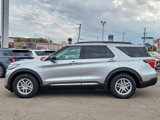 new 2025 Ford Explorer car, priced at $40,194