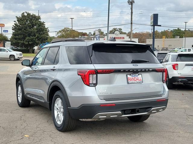 new 2025 Ford Explorer car, priced at $40,194