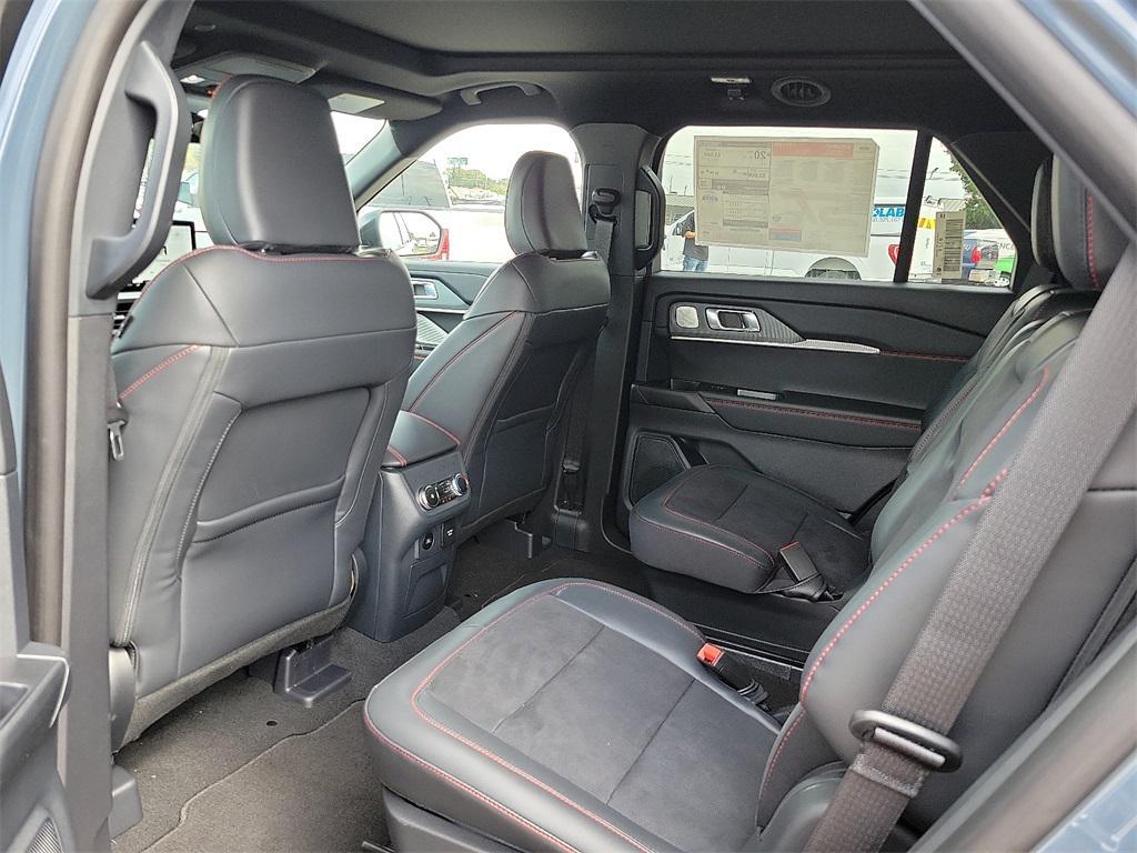new 2025 Ford Explorer car, priced at $60,915