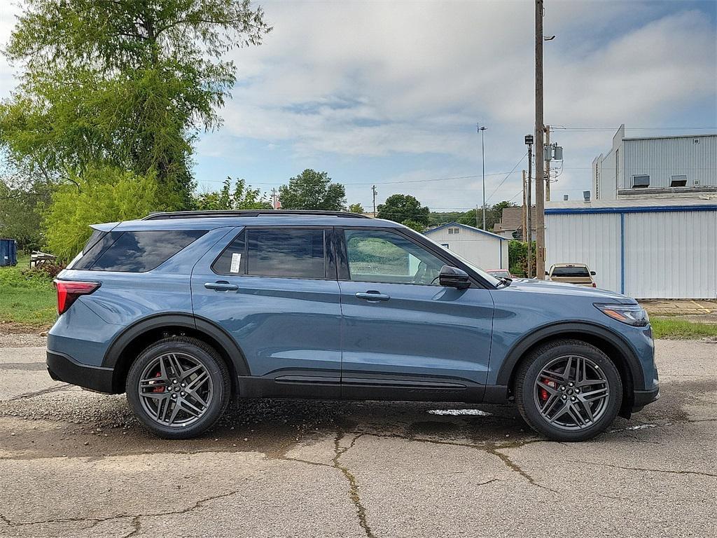 new 2025 Ford Explorer car, priced at $60,915