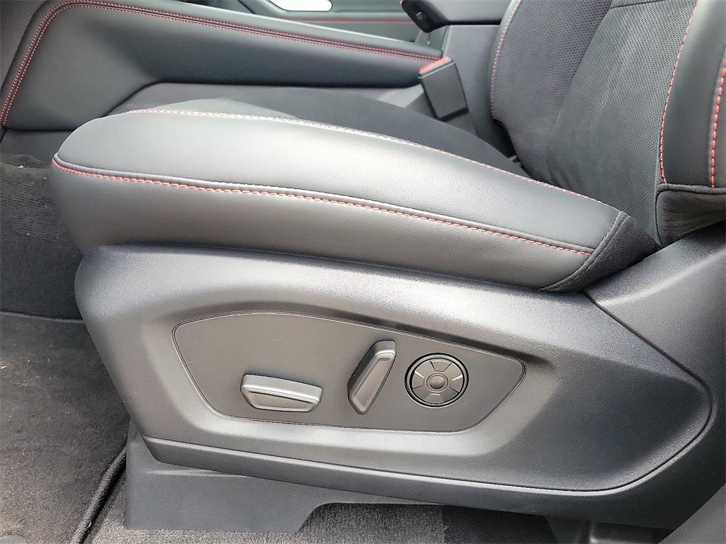 new 2025 Ford Explorer car, priced at $60,915