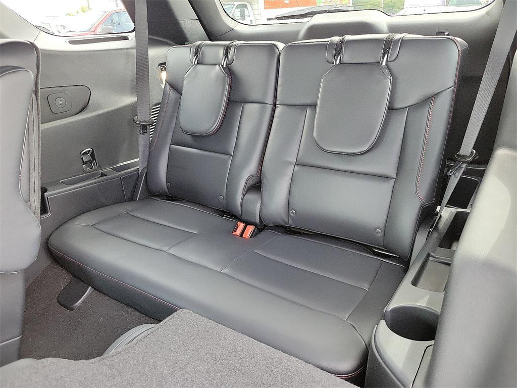 new 2025 Ford Explorer car, priced at $60,915