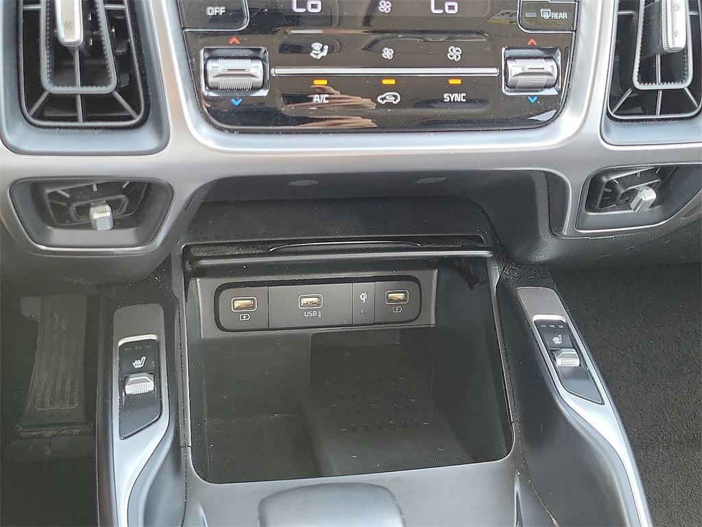 used 2021 Kia Sorento car, priced at $21,700