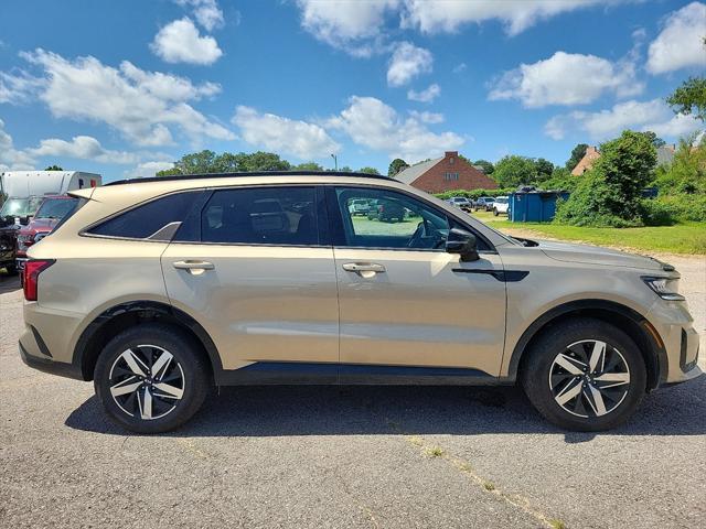 used 2021 Kia Sorento car, priced at $24,397