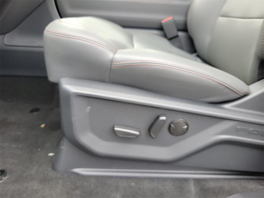 new 2025 Ford Expedition car, priced at $70,759