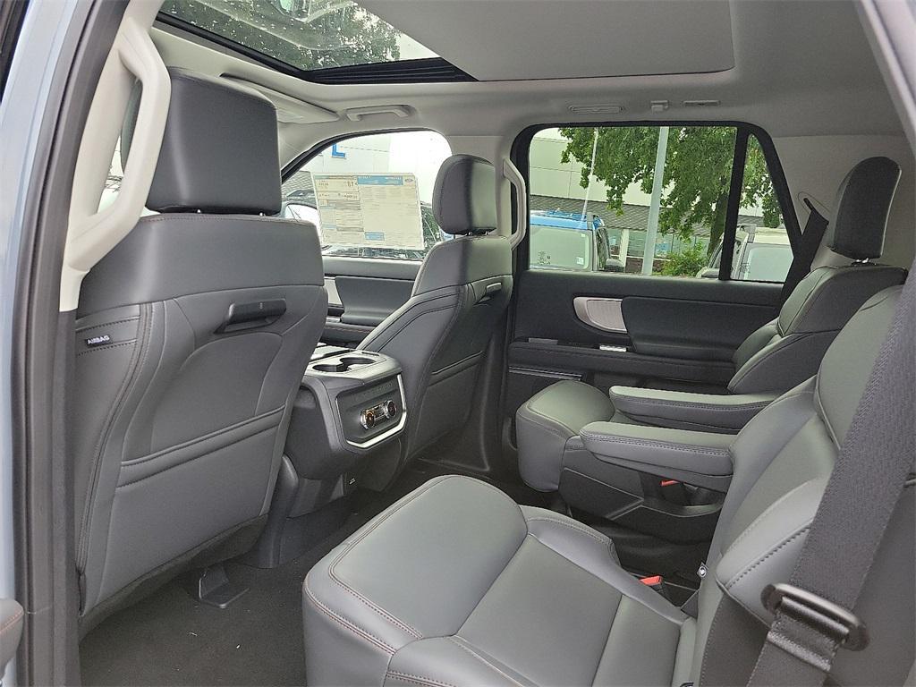 new 2025 Ford Expedition car, priced at $70,759
