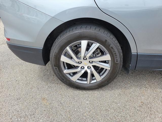 used 2023 Chevrolet Equinox car, priced at $27,425