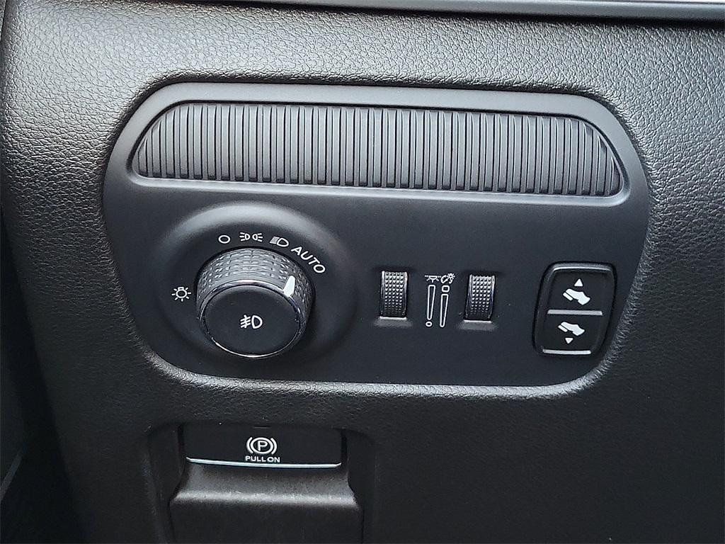 used 2024 Jeep Wagoneer L car, priced at $44,022