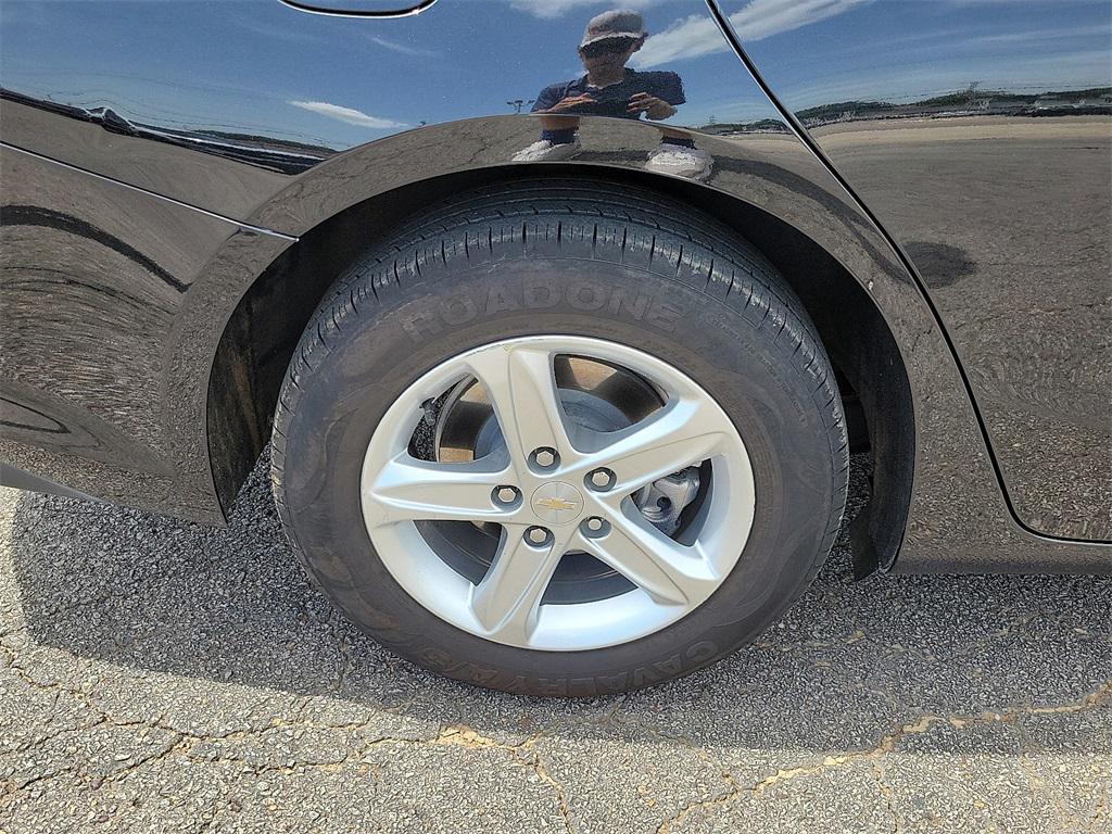 used 2023 Chevrolet Malibu car, priced at $17,039