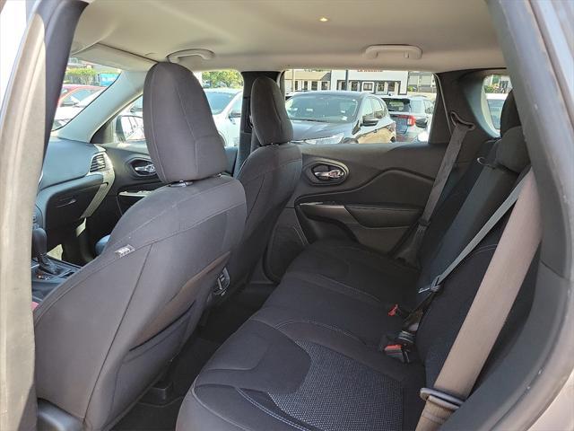 used 2020 Jeep Cherokee car, priced at $14,773