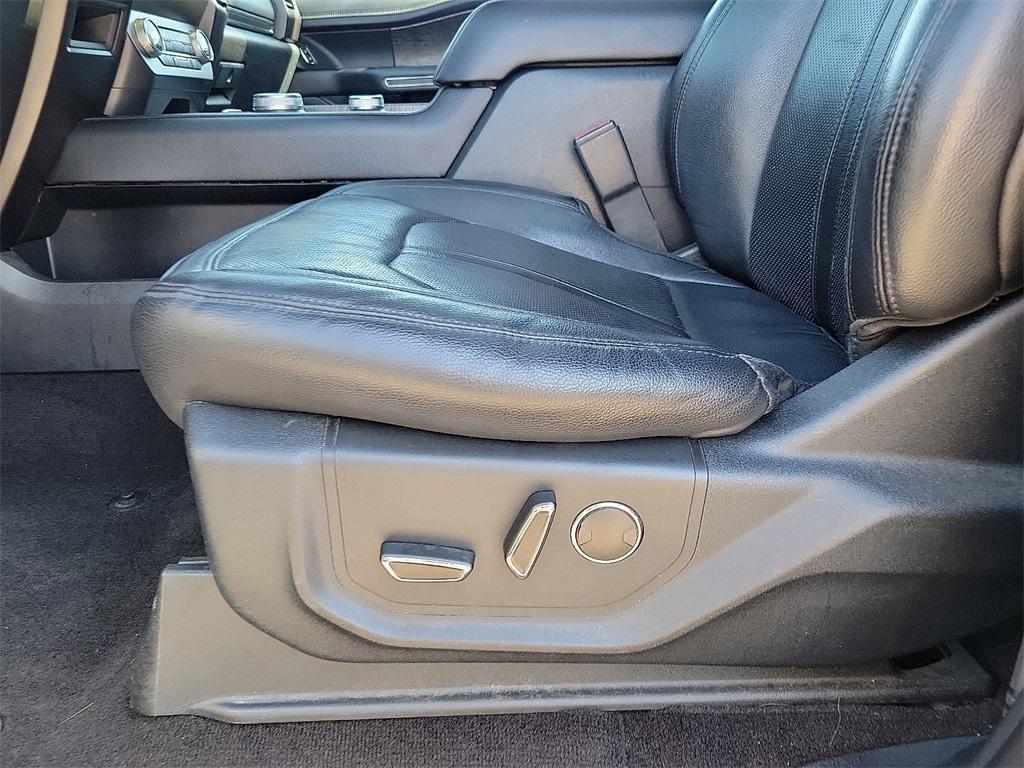 used 2020 Ford Expedition car, priced at $30,573