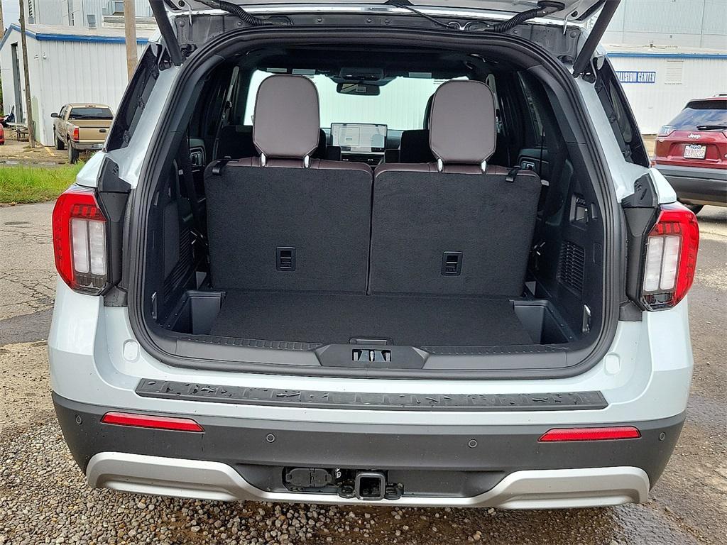 new 2025 Ford Explorer car, priced at $53,180