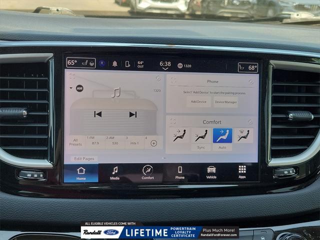 used 2023 Chrysler Pacifica car, priced at $26,358
