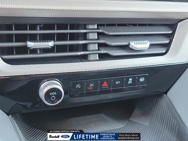new 2025 Ford Explorer car, priced at $37,764