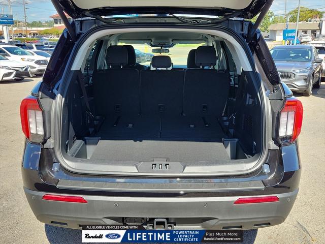 new 2025 Ford Explorer car, priced at $37,764