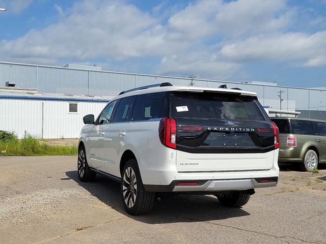 new 2025 Ford Expedition car, priced at $79,725