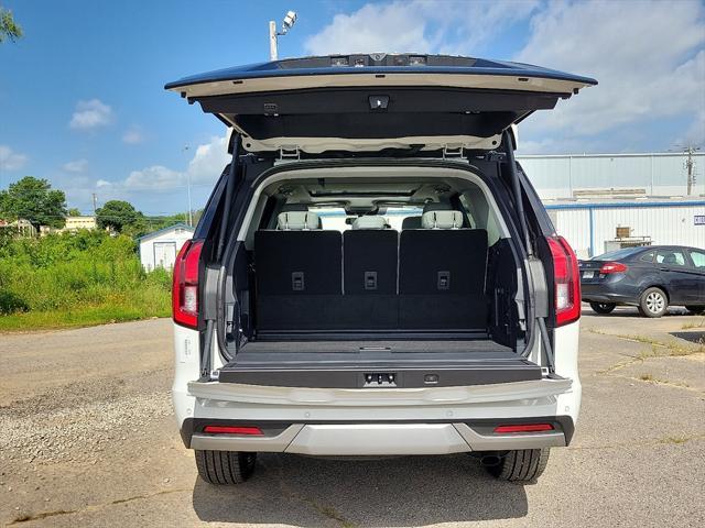 new 2025 Ford Expedition car, priced at $79,725