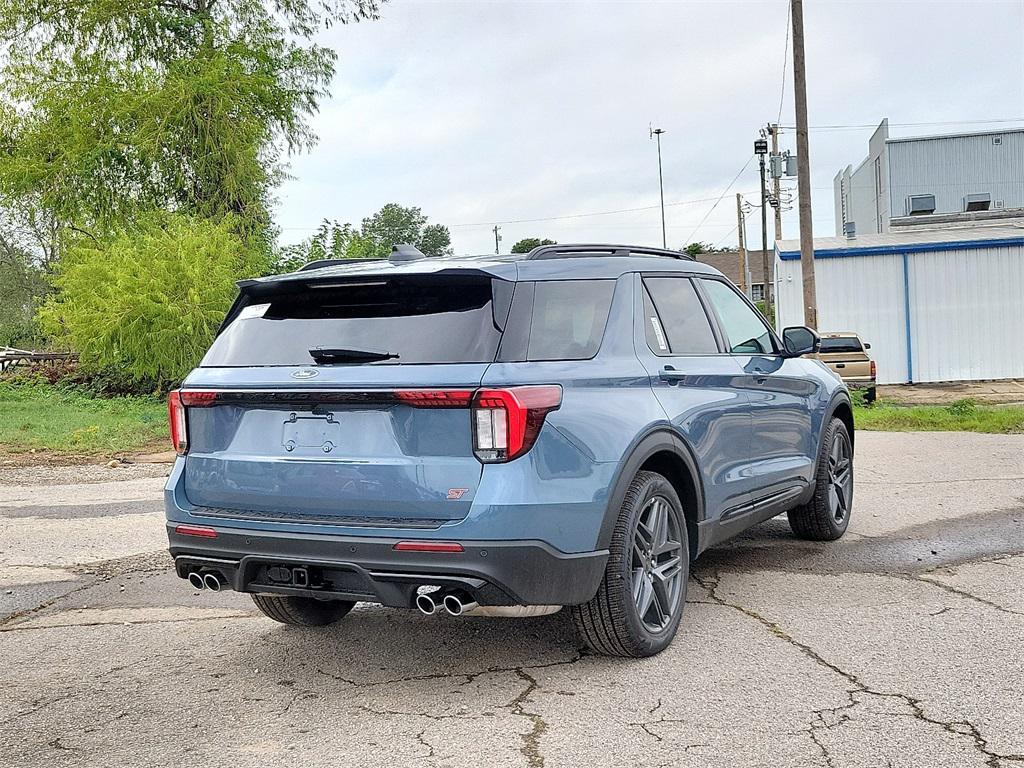 new 2025 Ford Explorer car, priced at $58,894