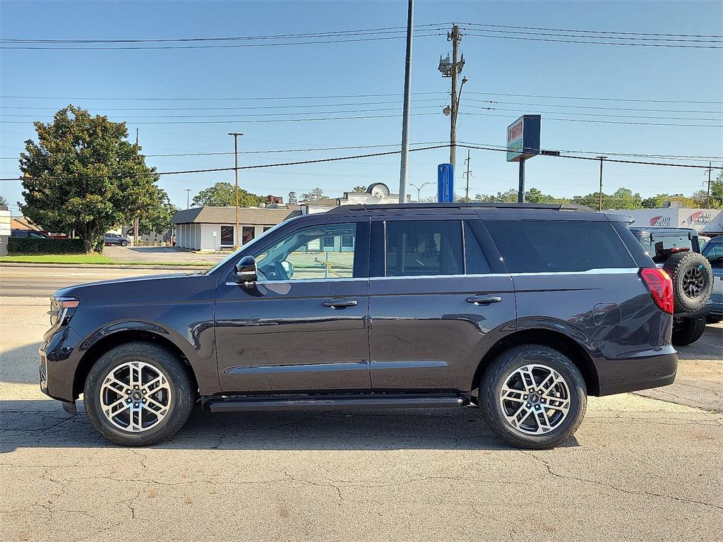 new 2025 Ford Expedition car, priced at $70,514
