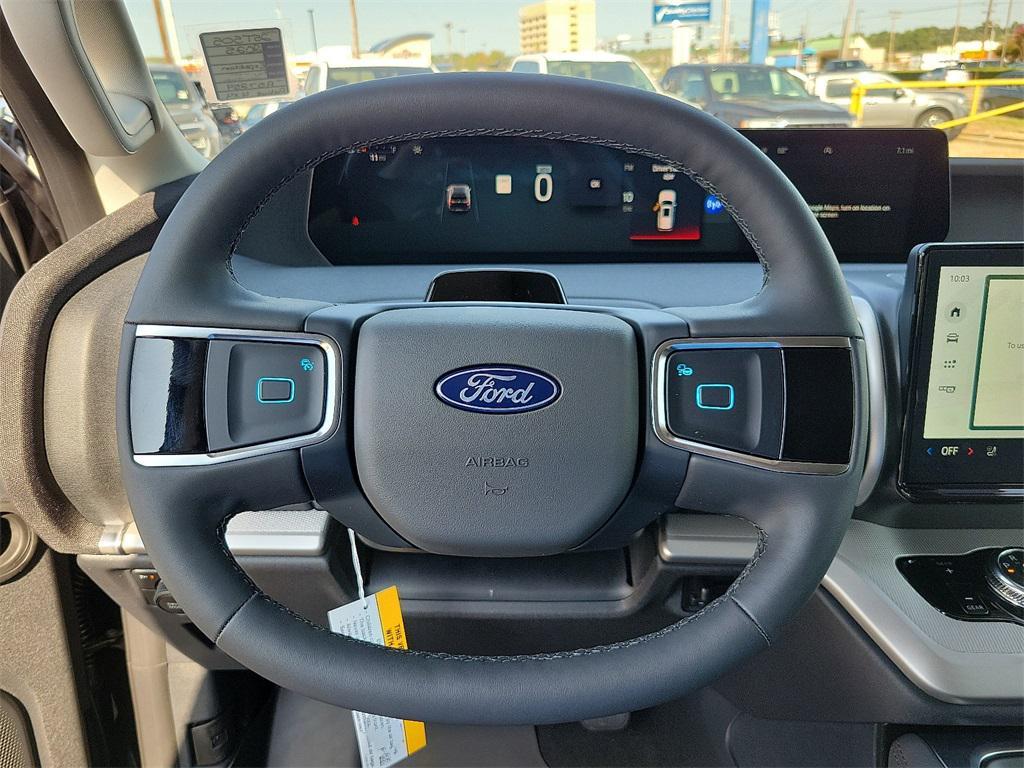 new 2025 Ford Expedition car, priced at $70,514