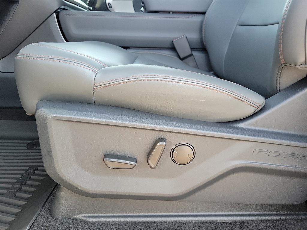new 2025 Ford Expedition car, priced at $70,514