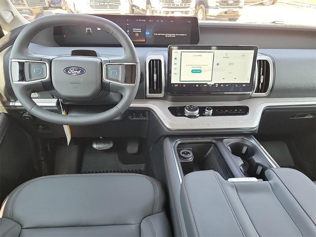 new 2025 Ford Expedition car, priced at $70,514
