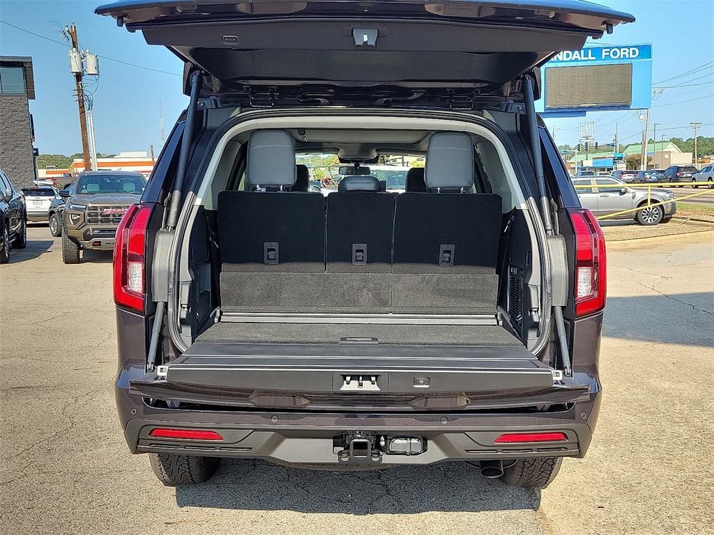 new 2025 Ford Expedition car, priced at $70,514
