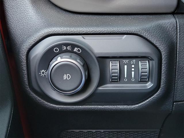 used 2021 Jeep Wrangler Unlimited car, priced at $28,487