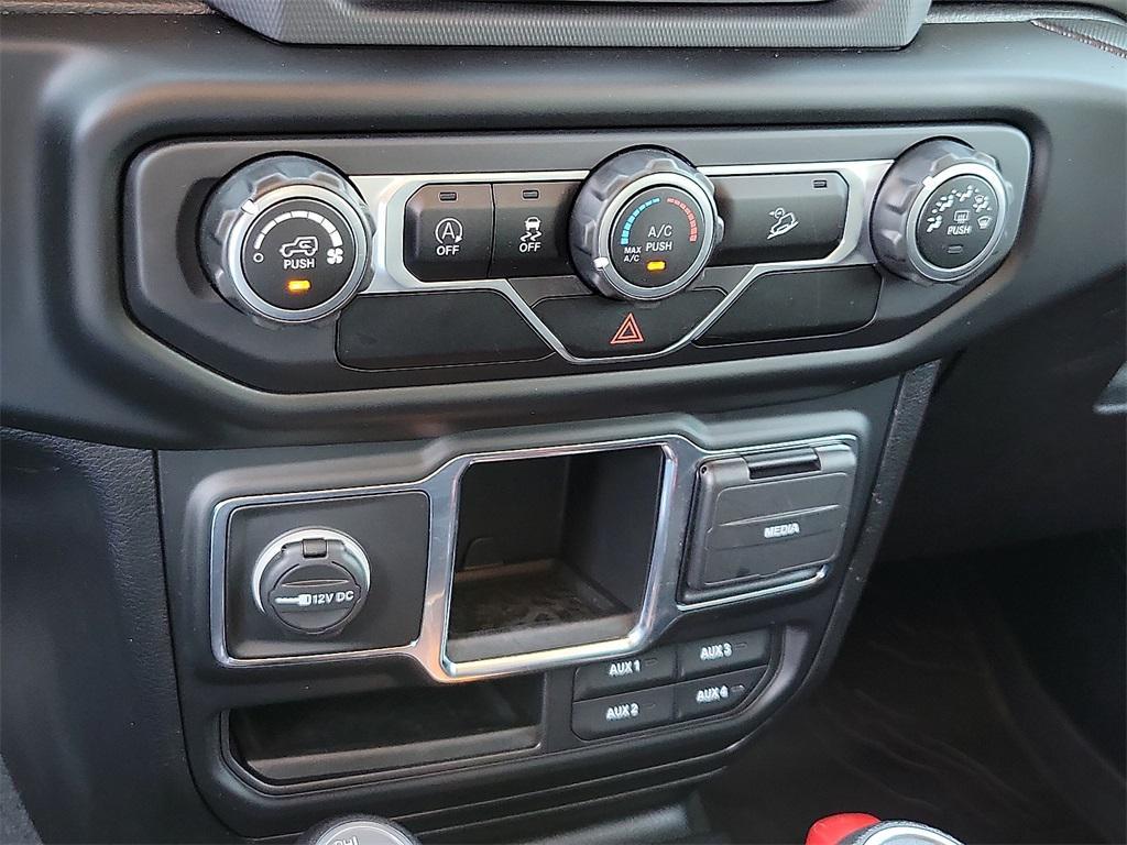 used 2021 Jeep Wrangler Unlimited car, priced at $24,789