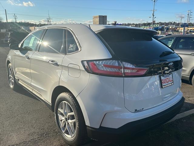 new 2024 Ford Edge car, priced at $38,944