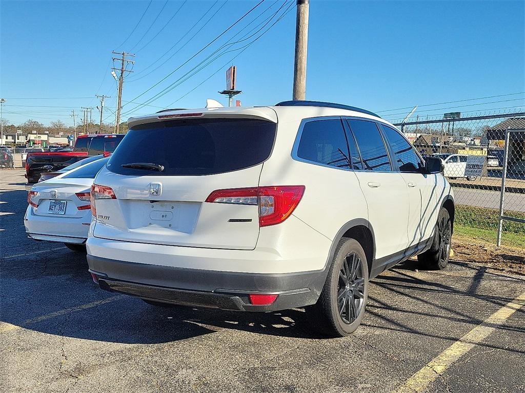 used 2021 Honda Pilot car, priced at $27,992
